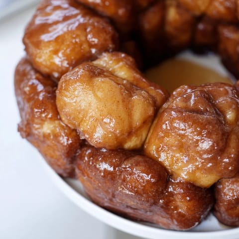 Sweet Cinnamon Pull-Apart Bread